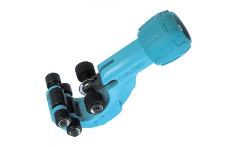 （株）スーパーツール  4967521193115  スーパー　ステンレスフレキ管専用カッター（切断できるパイプ外径：８～３２）