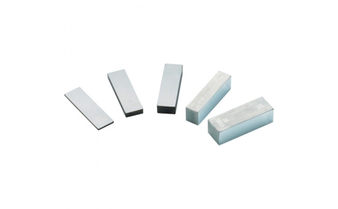 新潟精機（株）  BTK0-160  ＳＫ　超硬ブロックゲージ　Ｋ０級　１．６０ｍｍ