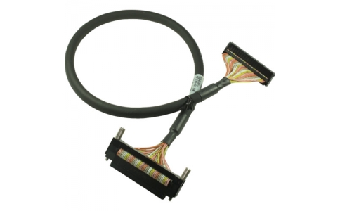 東洋技研（株）  KB40N-4F1H-1.5M  ＴＯＧＩ　東洋技研　接続ケーブル
