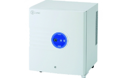 アズワン（株）  2-926-21  ＡＳ　クールインキュベーター　測定孔無し　ＦＣＩ－２８０Ｇ