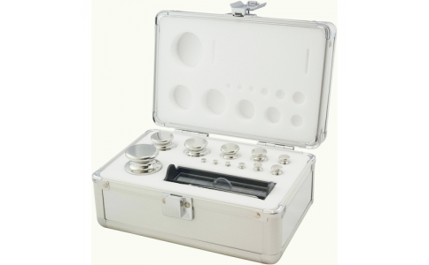 （株）エー・アンド・デイ  AD1605-1KE2  Ａ＆Ｄ　校正用分銅　ＯＩＭＬ型組分銅　Ｅ２級　１ｋｇセット　ＡＤ１６０５－１ＫＥ２