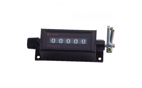 （株）古里精機製作所  RS303-4  古里　カウンタ中型