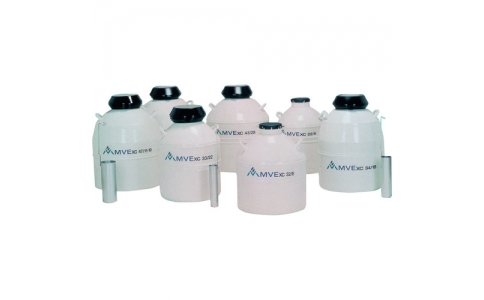 東京硝子器械（株）  686-21-50-09  ＴＧＫ　液体窒素容器　ＸＣ４７／１１－６丸