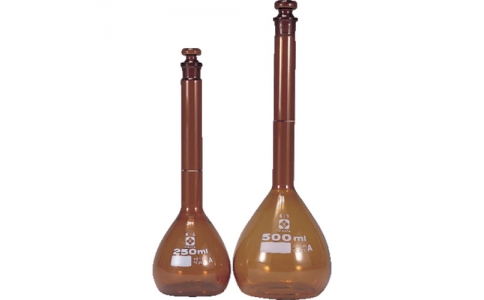 アズワン（株）  6-241-02  ＡＳ　メスフラスコ茶１０ｍｌシバタ