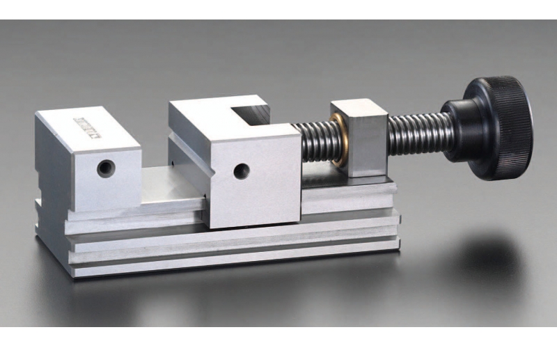 EA525AV-11 70mm precision vice