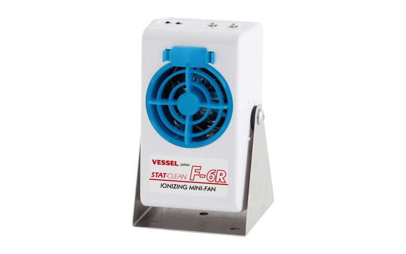 VESSEL Ionizing Mini Fan with stand No.F-6RST-E