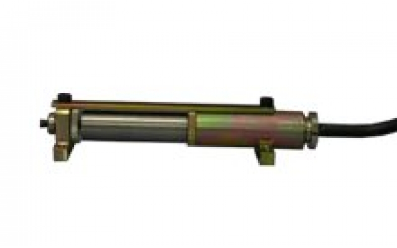 KYOWA BS-15CT Rated Capacity: ±2000 ×10⁻⁶ strain Surface-mounting Type Strain Transducer