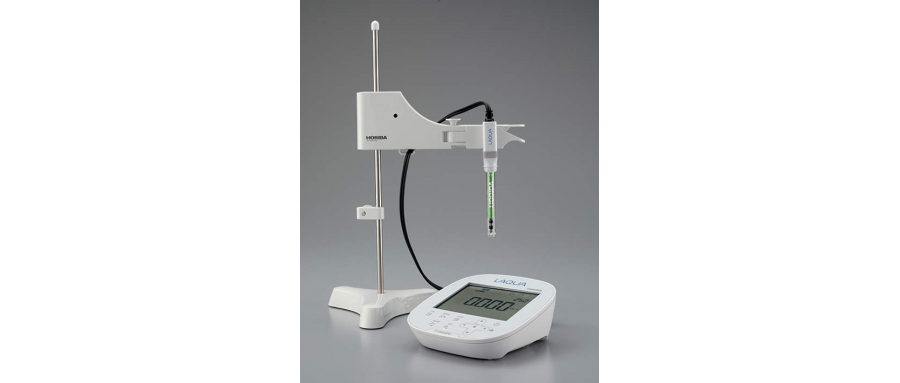 33-1040 HORIBA Horiba F-2000C-E electrical conductivity meter